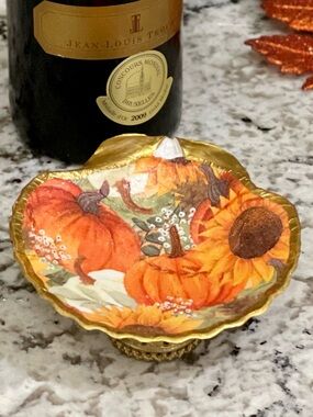 Hand Crafted Fall Pumpkins Trinket Shell Dish 4.5”